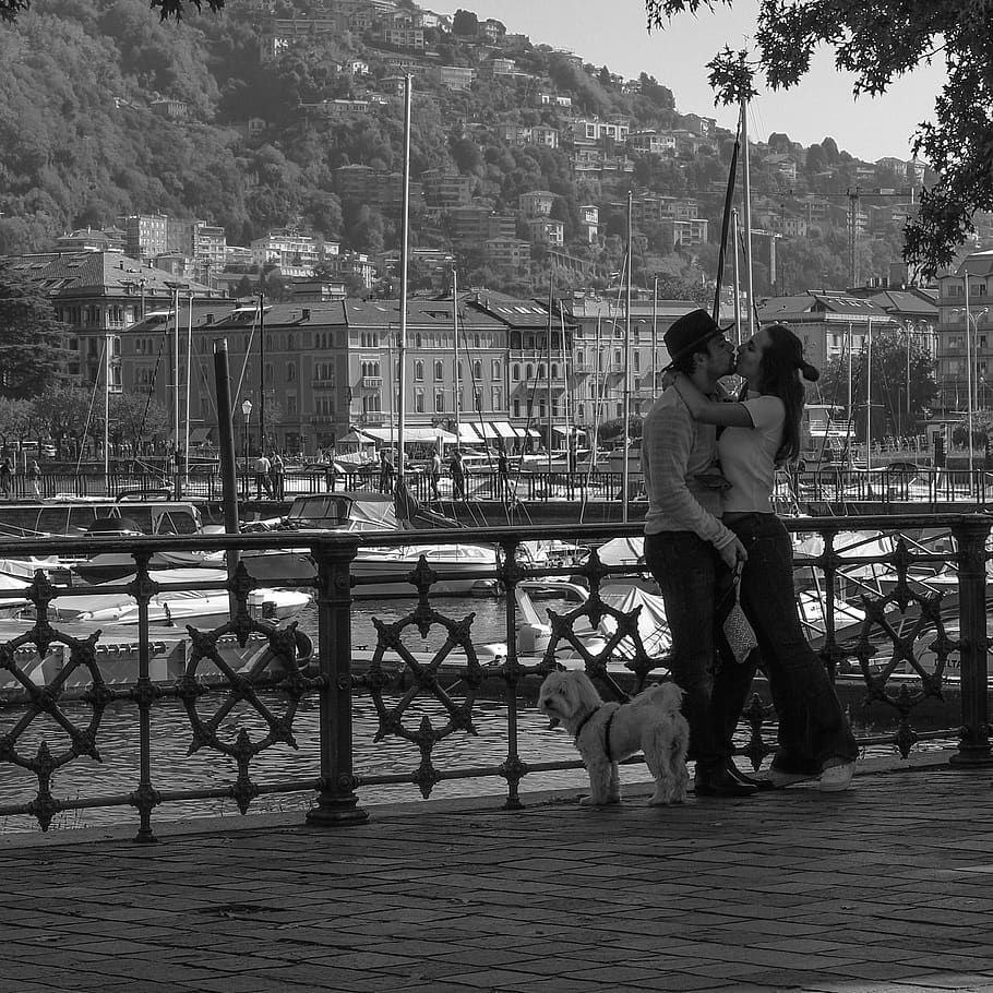 italy, lake como, real people, full length, two people, togetherness HD wallpaper
