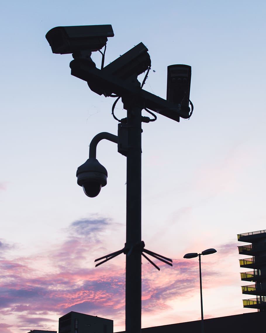 Black Lamp Post with Mounted Cameras, close-up, equipment, lamppost, HD wallpaper