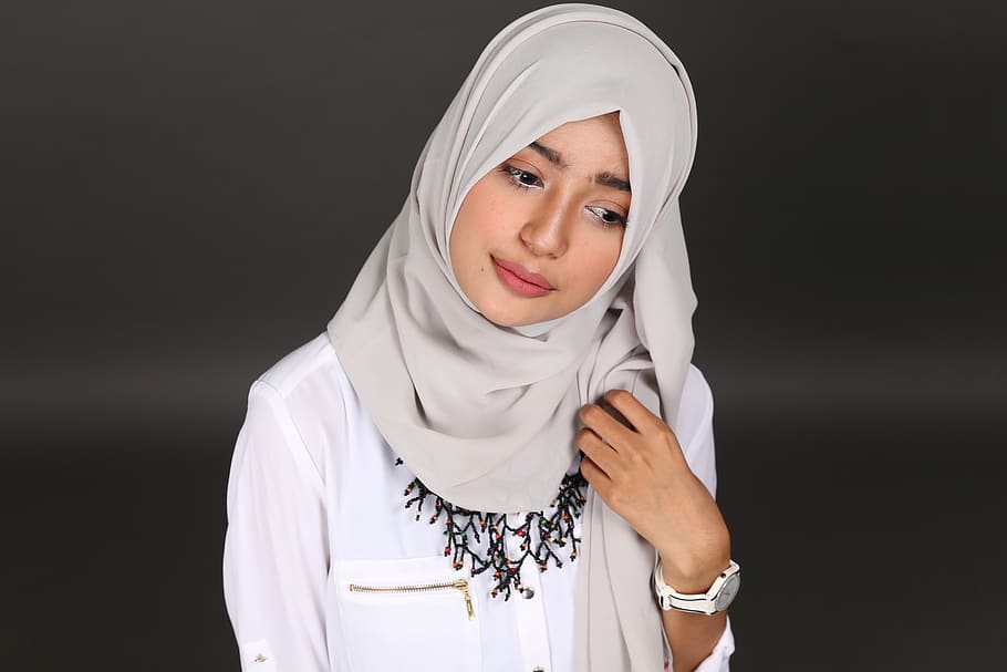 Photo of a Woman Wearing Hijab, adult, beautiful, beauty, cute, HD wallpaper