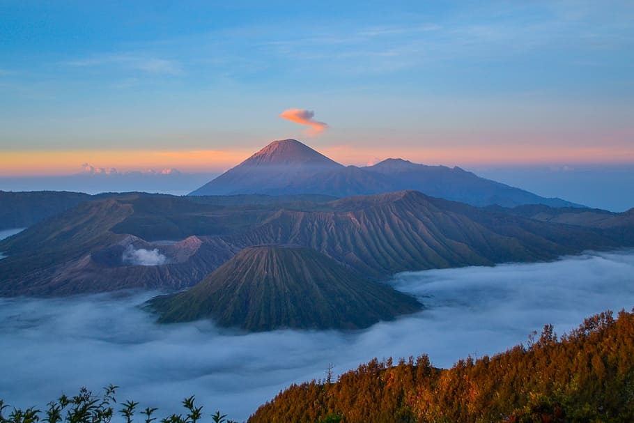 bird's-eye view photo of mountain, sky, peak, summit, cloud, fog HD wallpaper