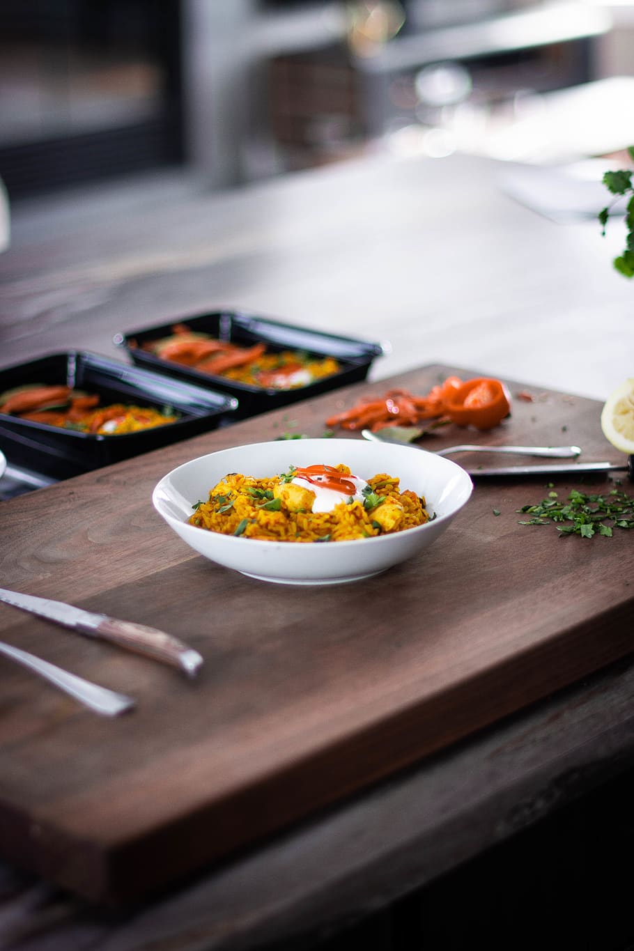 Selective Focus Photography of Cooked Food, cuisine, cutlery HD wallpaper