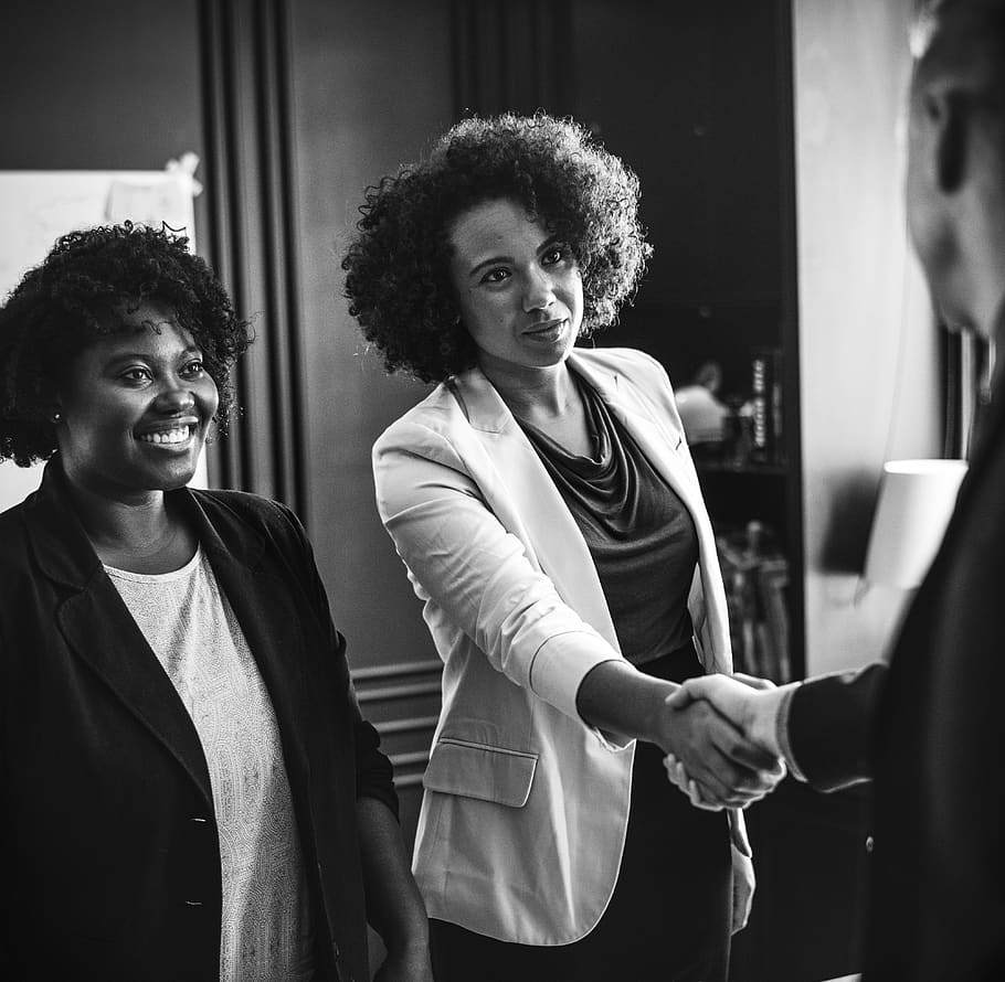 People Shaking Hands, afro, black and white, black-and-white, HD wallpaper