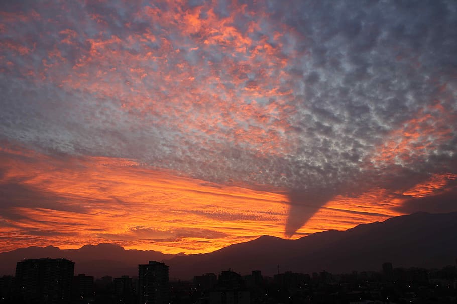 sunset over the horizon, cloudy, sky, sunrise, dawn, santiago HD wallpaper