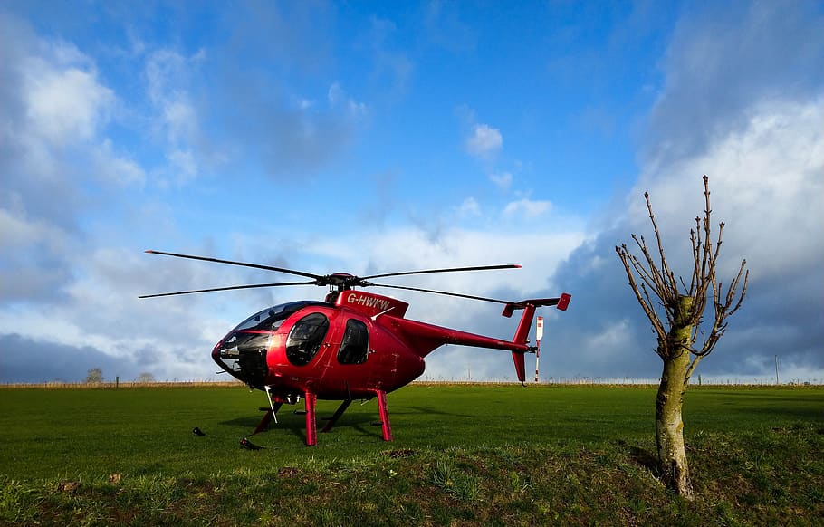 red helicopter, hughes md 500, helicopter on grass, moody sky, HD wallpaper