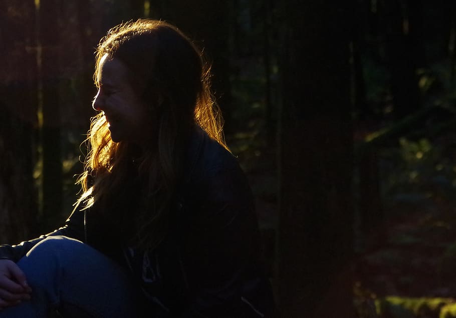 joy, real, glow, hike, forest, sunshine, happy, smile, laughing HD wallpaper