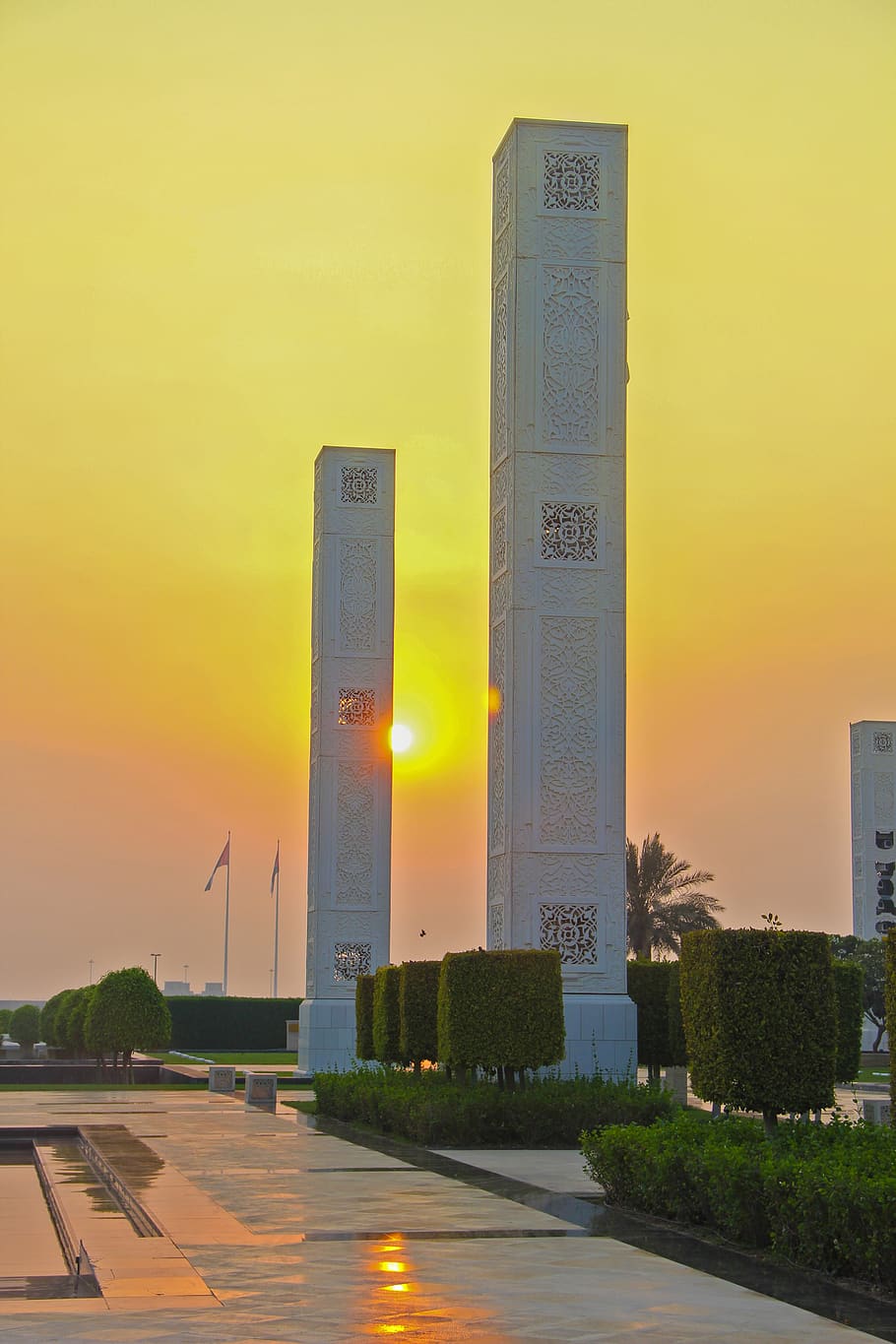 pillars, tall pillars, sunset, yellow, sky, architecture, built structure HD wallpaper