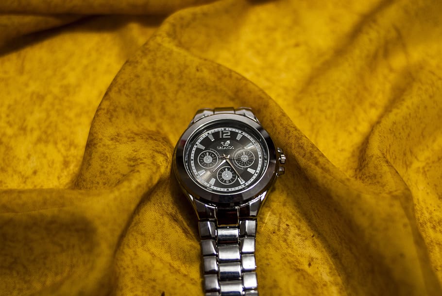 clock, elegant, nice, vintage, time, watch, yellow, high angle view HD wallpaper