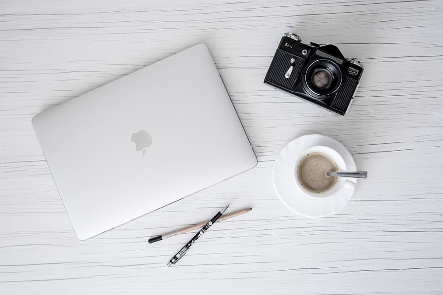 apple, macbook, laptop, coffee, pencil, table, minimum, zenith, HD wallpaper
