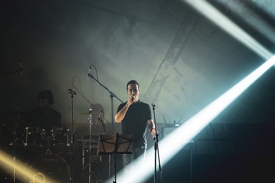 singing man holding microphone stand, arts culture and entertainment HD wallpaper