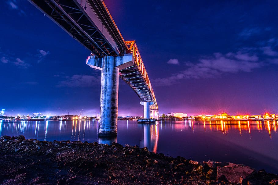 Gray and Black Bridge Overlooking City Buildings, architecture HD wallpaper