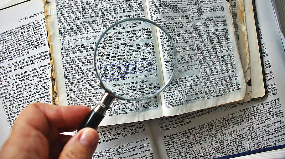 magnifying glass, to enlarge, book, letters, bible, old, memory, HD wallpaper