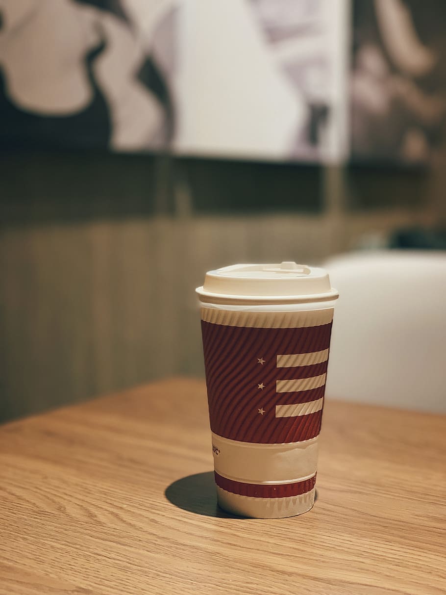 white and maroon disposable cup with lid on table, coffee cup, HD wallpaper