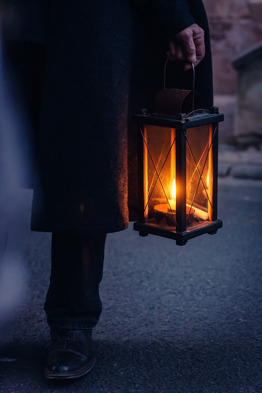 lamp, lantern, candle light, night, warm, cold, dark, bear HD wallpaper