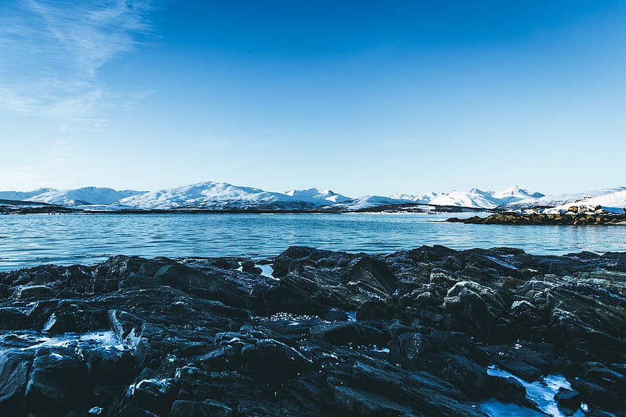 sea ocean during day time, mountain, nature, outdoors, ice, snow HD wallpaper
