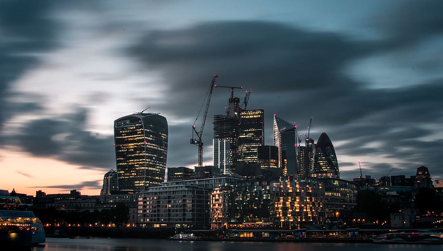 gray buildings at daytime, crane, cloud, city, architecture, shard HD wallpaper
