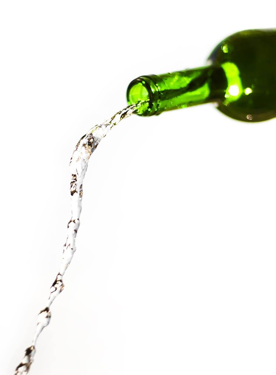 bottle, splash, green, water, soda, glass, closeup, isolated HD wallpaper