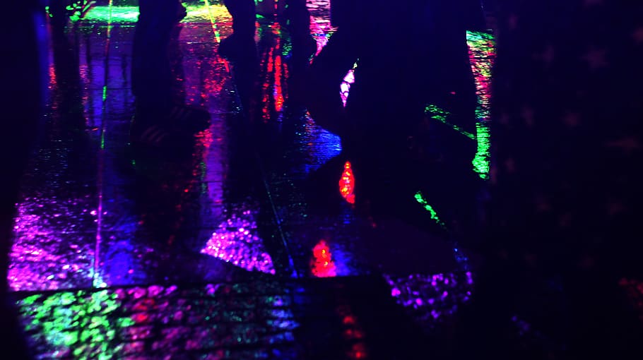 reflections, colorful, colourful, night, dark, abstract, rain HD wallpaper