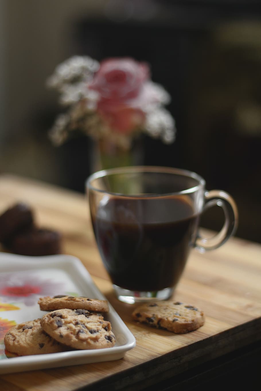 Glass Teacup Beside a Cookies on Tray Placed on Table, black coffee HD wallpaper