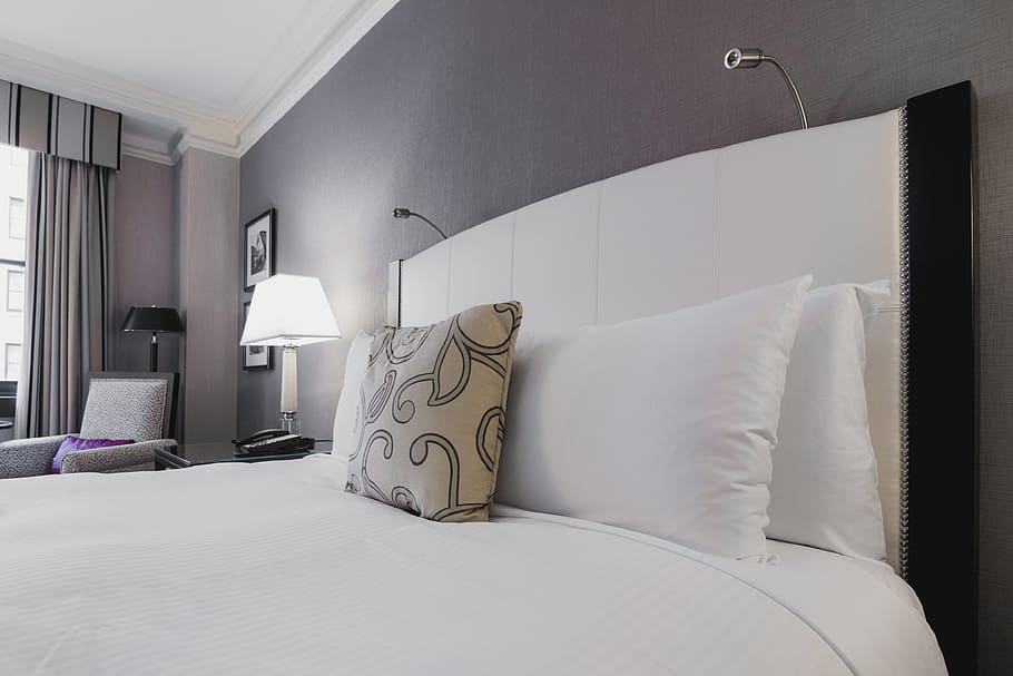 HD wallpaper: Bright Hotel Room Bed Photo, Travel, Home, Bedroom, Trip,  Sleep | Wallpaper Flare