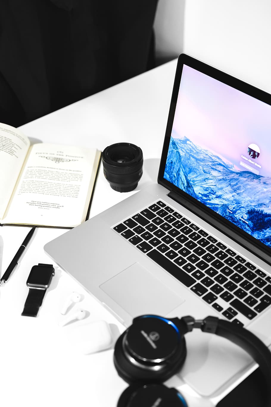 silver MacBook Pro turned on, technology, computer, connection HD wallpaper