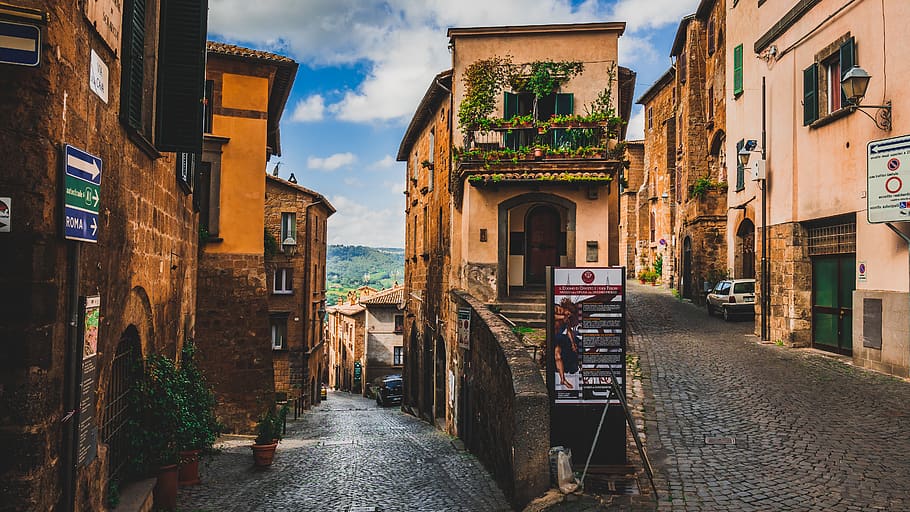 Brown Concrete Building, ancient, architecture, city, cobblestone street HD wallpaper