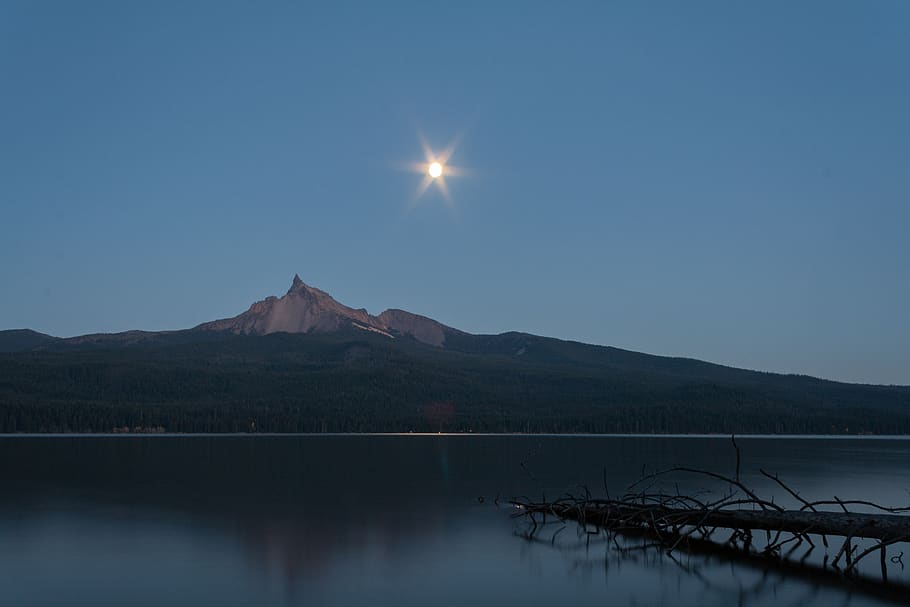 Mountain Beside Calm Body of Water, evening, landscape, moon HD wallpaper