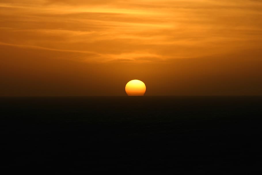 sunset, ocean, sky, scenics - nature, beauty in nature, silhouette HD wallpaper