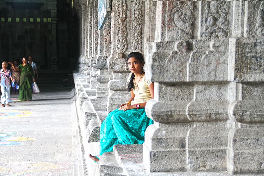 Girl Sitting Near Pillars, architecture, barefoot, columns, concrete HD wallpaper