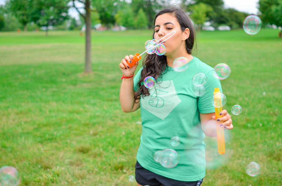 bubbles, air, outside, summer, fun, plant, one person, holding HD wallpaper