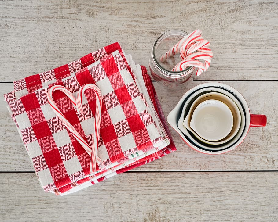 holidays, red, white, candy canes, festive, christmas, baking, HD wallpaper