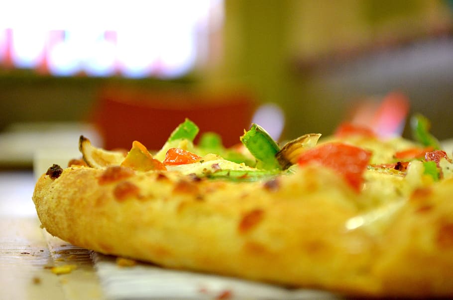 Vegetable cheese pizza, food, restaurant, food and drink, freshness HD wallpaper