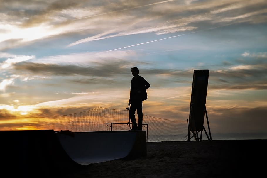 skater, sunset, skateboarding, people, ramp, silhouette, evening, HD wallpaper
