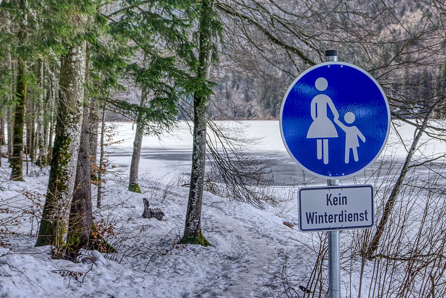 traffic sign, pedestrian, flatly, away, alpsee, schwangau, füssen