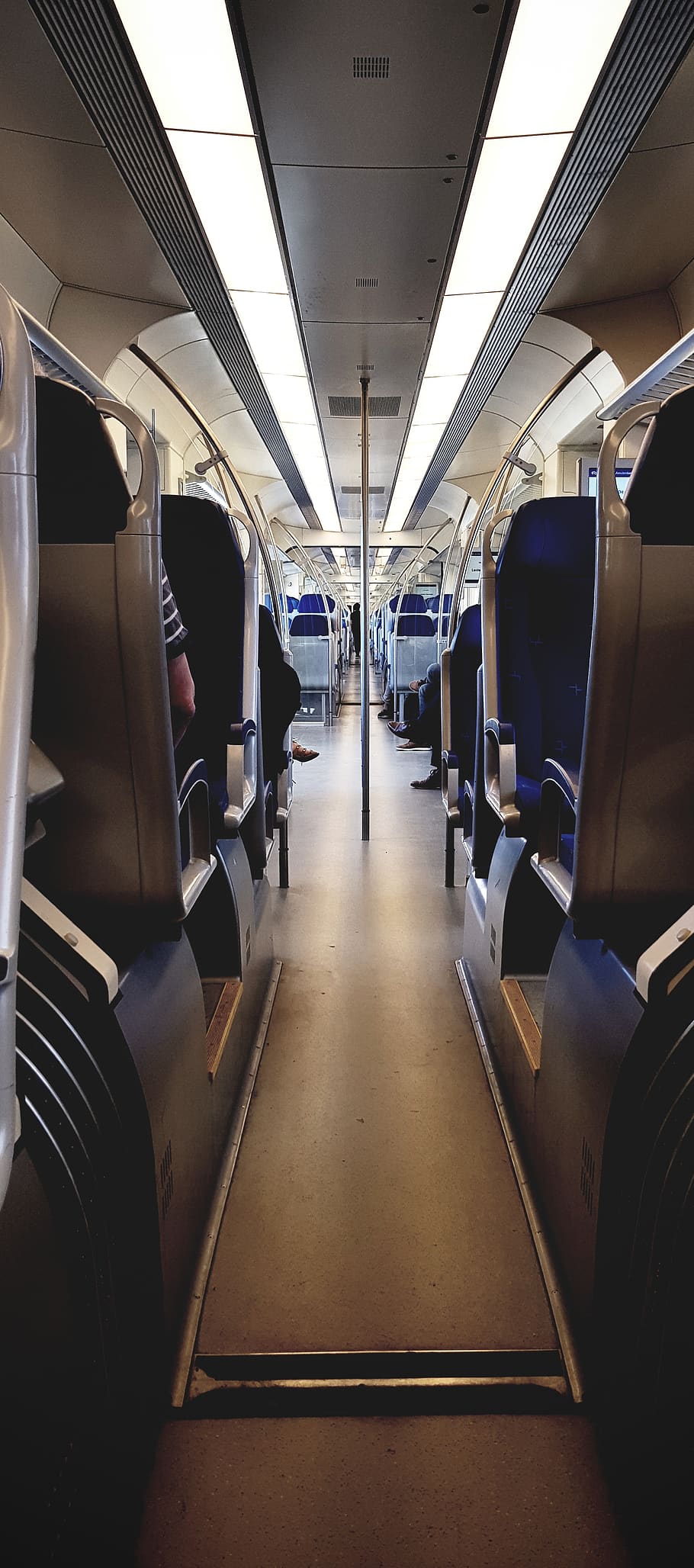train, vibes, netherlands, path, hole, pole, blue, seats, canon HD wallpaper