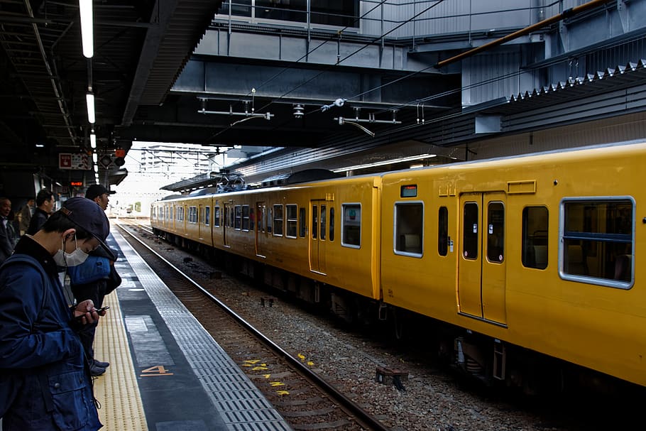 train, commuting, japan, yellow, train station, transportation HD wallpaper