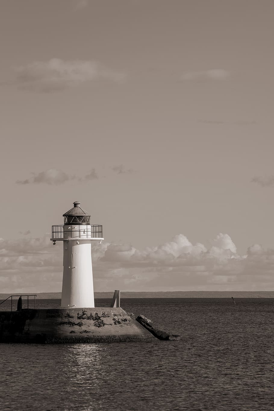 lighthouse, vättern, water, nature, stones, port, outdoor HD wallpaper