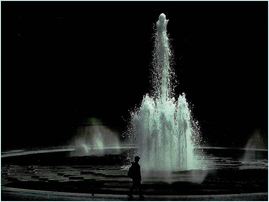 fountain, water, run, running, motion, splashing, real people HD wallpaper