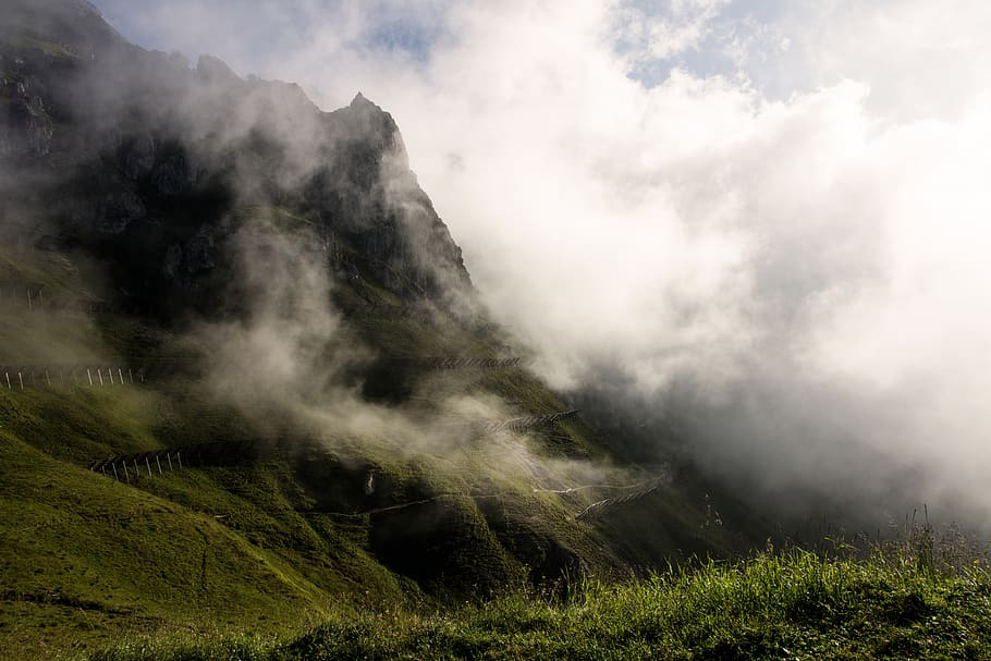 smoke on the mountain, cloud, fog, cloudy, grass, mist, hiking HD wallpaper