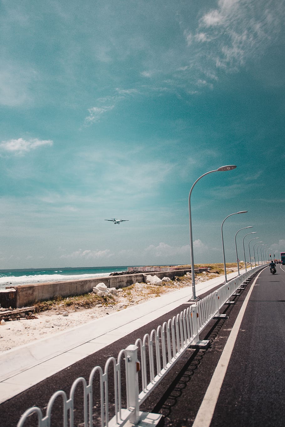 white light post, road, way, highway, vehicle, aircraft, airplane HD wallpaper