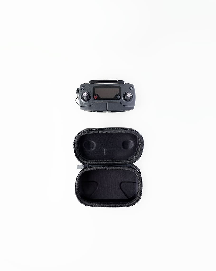 black RC, lens cap, control, gadget, gear, technology, case, white, HD wallpaper