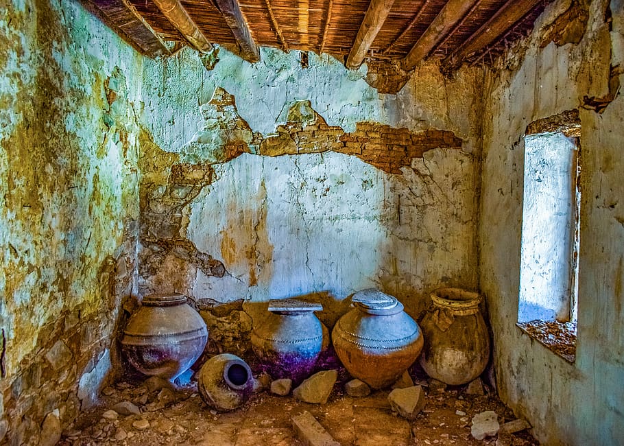 storehouse, warehouse, old, interior, damaged, weathered, decay HD wallpaper