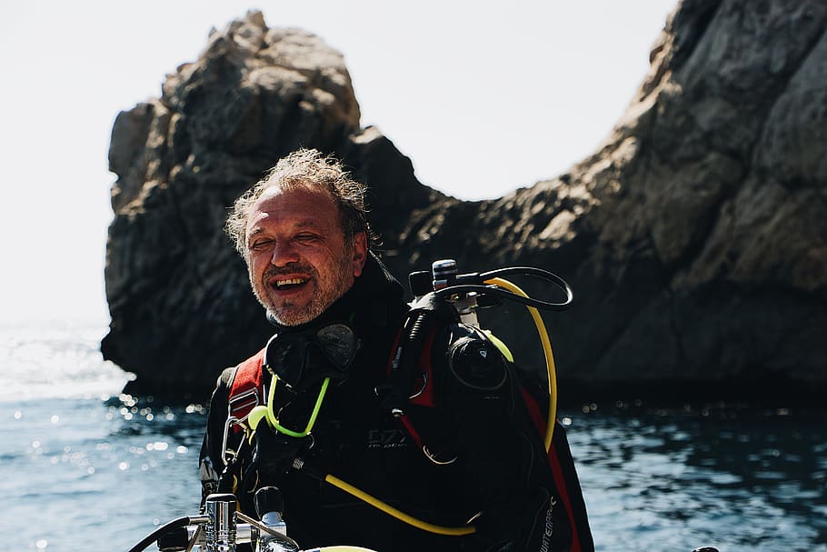 man smiling, water, sea, one person, leisure activity, lifestyles HD wallpaper