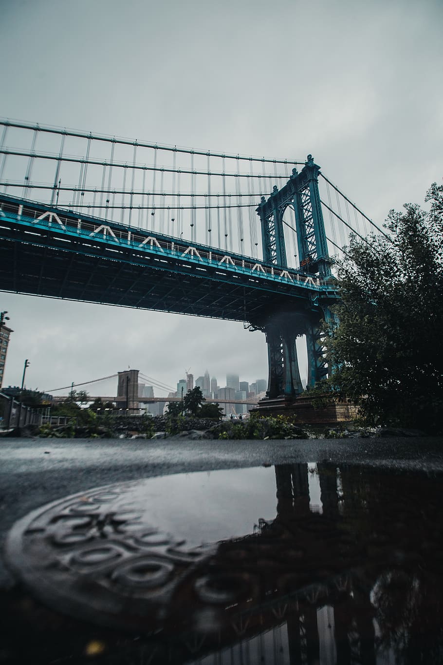 Low Angle Photography Bridge, architecture, low angle shot, perspective HD wallpaper