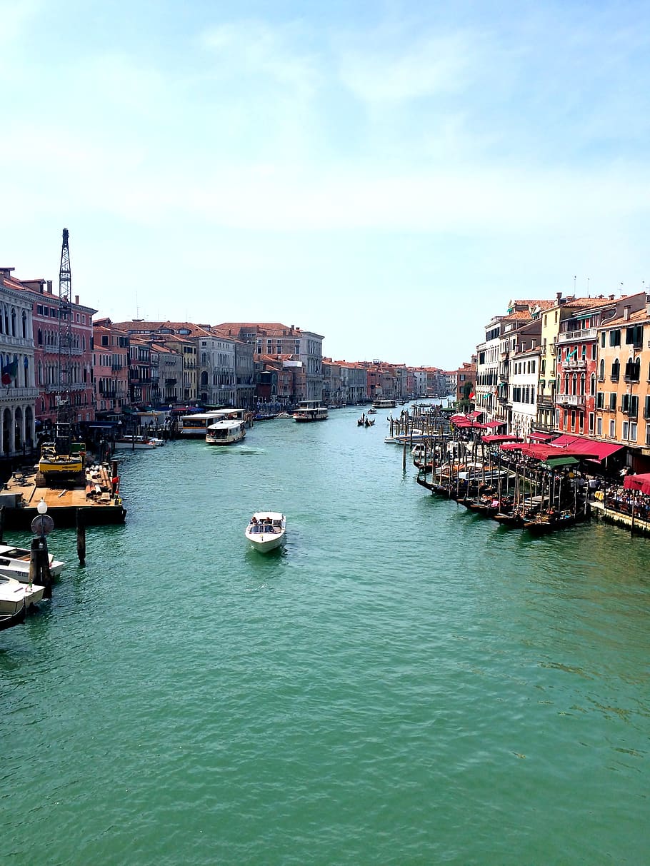 building exterior, water, architecture, built structure, nautical vessel HD wallpaper