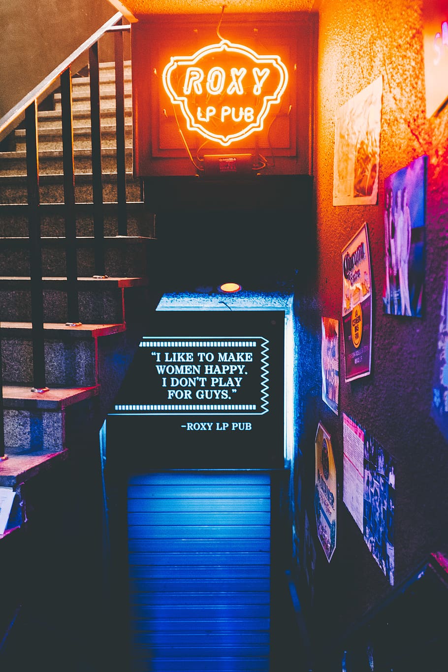 Hd Wallpaper Roxy Lp Pub Arcade Game Machine Lighting Urban Metropolis Wallpaper Flare
