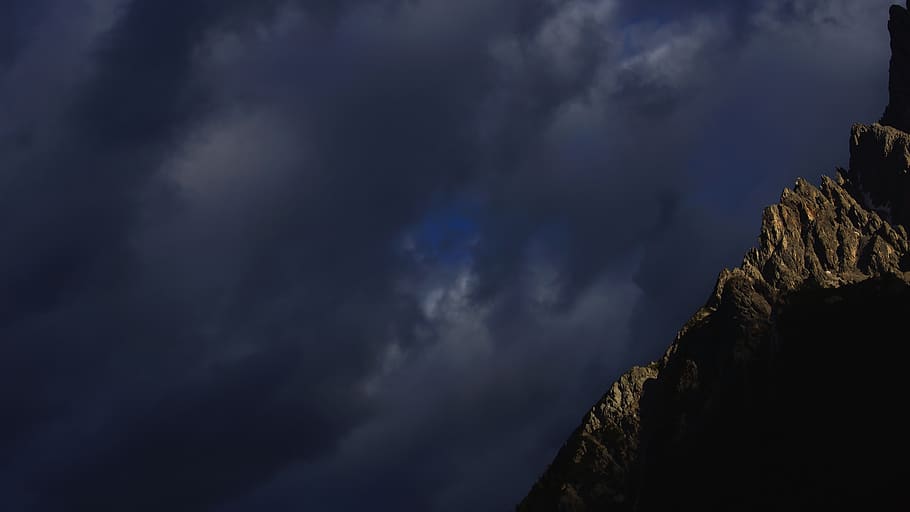 mountain at daytime, cloud - sky, beauty in nature, scenics - nature HD wallpaper