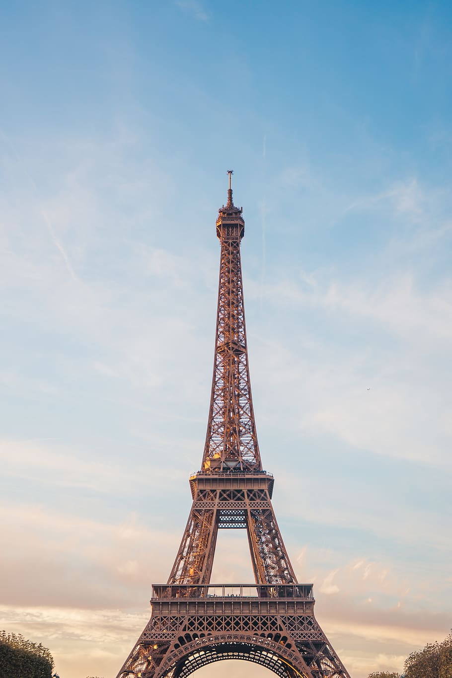 Eiffel tower under blue sky, built structure, architecture, travel destinations HD wallpaper