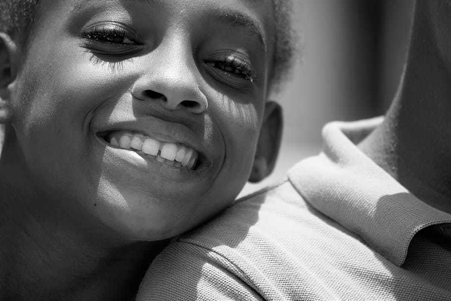 Grayscale Photography of Boy, child, close-up, cute, face, facial expression HD wallpaper