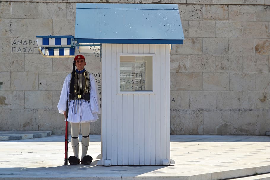 greece, athens, hellenic parliament, watch, man, white, blue, HD wallpaper