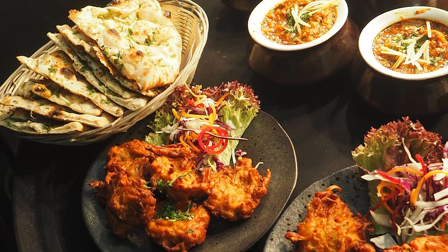 Assorted Fried Dish on Ceramic Plate, cuisine, delicious, dinner HD wallpaper